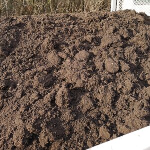 Zöldkomposzttal kevert termőföld